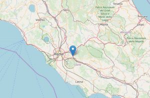 Paura nella capitale per una forte scossa di magnitudo 3,6