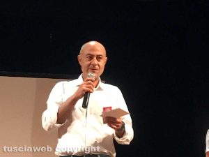 Viterbo - La riuinione dei volontari di Caffeina al teatro 