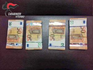 Viterbo - Narcotraffico - Gli oltre 22mila euro sequestrati dai carabinieri