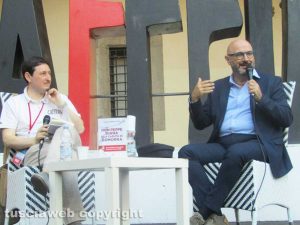 Caffeina - Il giornalista Luigi Ferraiuolo