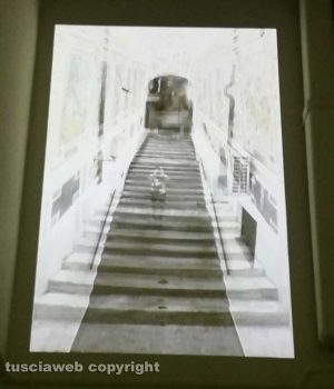 Viterbo - Sottopassaggio a via Marconi - Installazione dedicata alla Scala Santa