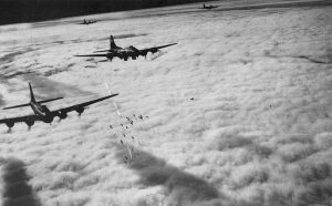 B 17 in bombardamento