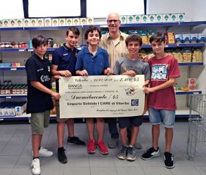 Viterbo - Il mercatino dei ragazzi all'Emporio solidale