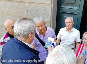 Viterbo - Centro sociale Ellera, la protesta sotto il comune