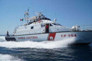 Civitavecchia - Il ministro Toninelli e i parlamentari in visita alla capitaneria e al porto 