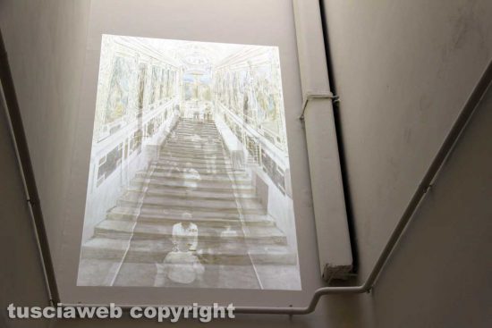 Viterbo - L'opera d'arte di Andrea Aquilanti al sottopassaggio di via Marconi