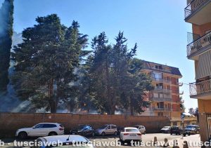 Viterbo - Incendio in via Monti Cimini