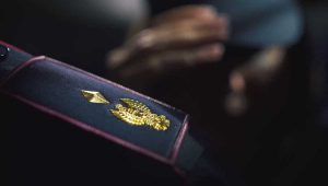 Nuovi distintivi per la polizia