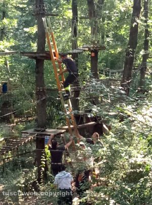 Vigili del fuoco in azione al parco Treja adventure