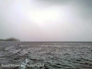 Tempesta sul lago di Bolsena - Foto di Giancarlo Di Matteo