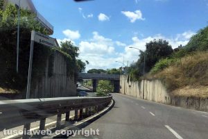 Viterbo - "Viale alberato" sul raccordino 