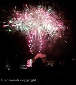 I fuochi d'artificio sul lago di Bolsena