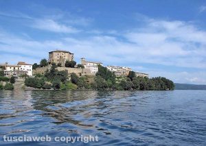 Lago di Bolsena - Vista su Capodimonte - Foto di Luca Viviani