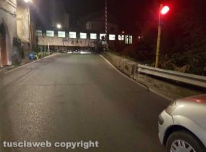 Treno della Roma nord si blocca a Bagnaia