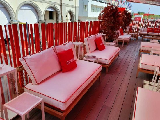 Lounge Campari alla Mostra del cinema a Venezia allestito da Unopiù