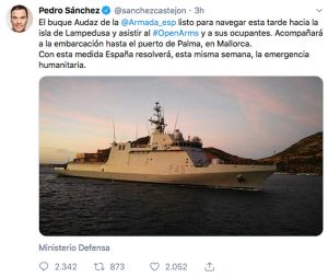 Il tweet del premier Pedro Sanchez che informa che una nave spagnola scorterà la Open arms
