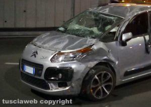 Capodimonte – Scontro tra due auto, cinque feriti