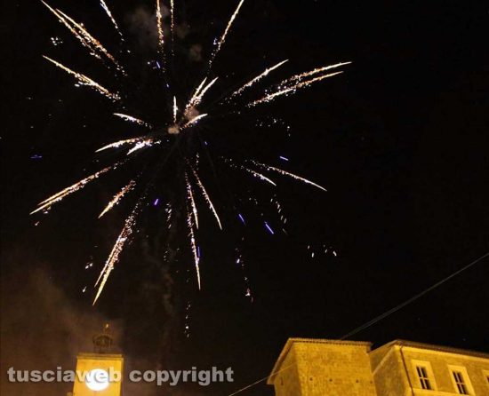 Fuochi d'artificio a Ischia di Castro