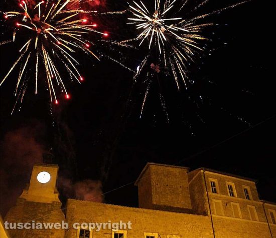 Fuochi d'artificio a Ischia di Castro