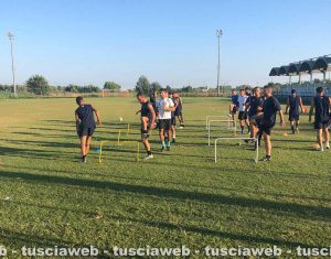 Sport - Calcio - L'allenamento della Nuova Pescia Romana