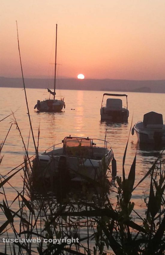 Montefiascone - Tramonto sul lago di Bolsena - Foto di Elvira Fatiganti
