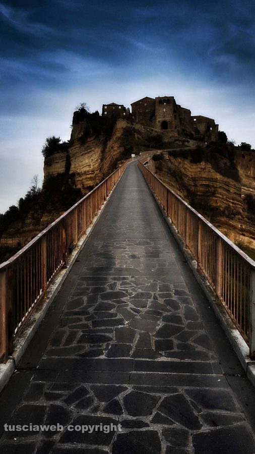 La salita a Civita di Bagnoregio