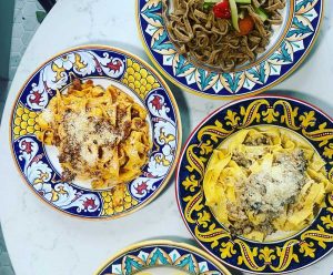 Il negozio "Berto", che vende pasta ronciglionese a Londra - Alcune portate