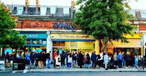 Il negozio "Berto", che vende pasta ronciglionese a Londra
