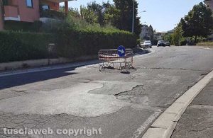 Viterbo - Transenne in via Ticino