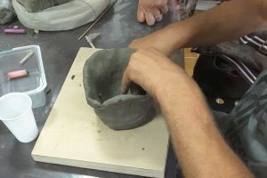 Laboratorio di ceramica gratuito per bambini