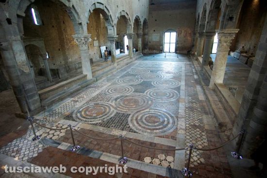 Tuscania - La chiesa di San Pietro