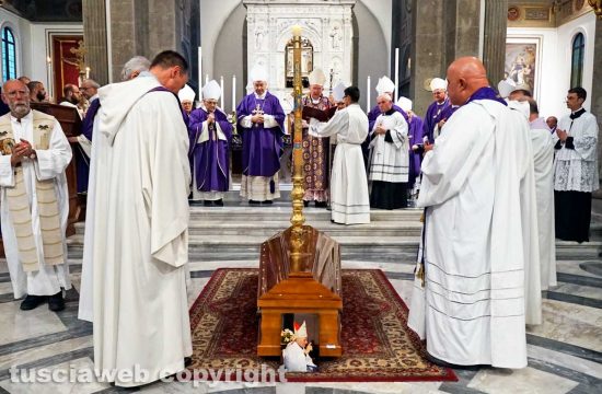 Viterbo - I funerali di don Dante Bernini