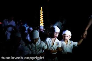 Minimacchina di santa Rosa - Spirale di fede sfila per le vie del Pilastro