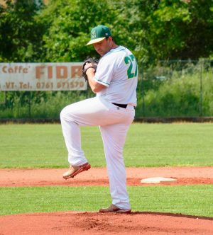 Daniele Cappannella sul monte a Rimini