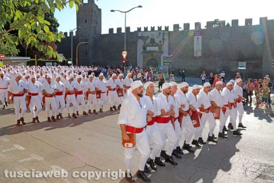 Viterbo - Santa Rosa - I facchini