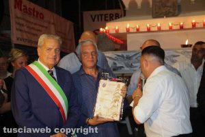 Minimacchina di santa Rosa - Spirale di fede sfila per le vie del Pilastro