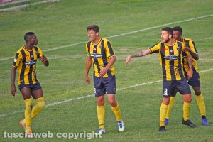 Sport - Calcio - Viterbese - Il battibecco tra Zhivko Atanasov e Francesco De Giorgi