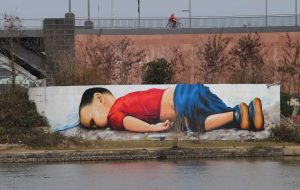 Un murales dedicato al piccolo Alan Kurdi