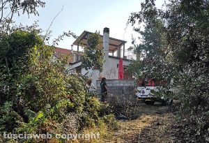 Roccaivecce - Campi in fiamme, il fuoco lambisce due serbatoi di gas e una casa