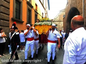 Viterbo - La processione del cuore di Santa Rosa
