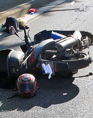 Viterbo - Scontro auto-scooter a viale Trieste
