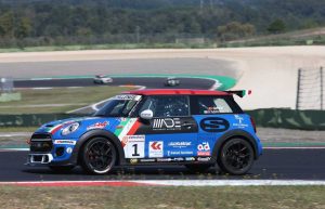 Gustavo Sandrucci trionfa a Vallelumga al Mini challenge
