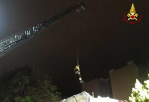 Genova - L'intervento dei vigili del fuoco
