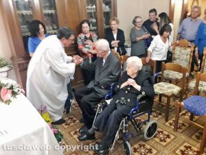 Vetralla - I 75 anni di matrimonio di Renato Tocchi e Agostina Tomarelli