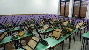 Grotte Santo Stefano - La scuola ritinteggiata con i fondi del mercatino