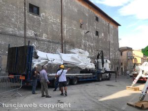 Lo smontaggio di Gloria