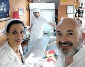 Pietro Romitelli e lo staff della "Bottega della pasta"