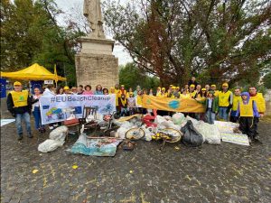 Raccolti ingombranti, biciclette, bottiglie di vetro e plastica