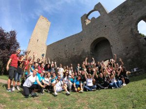 Viterbo Clean up e alcuni dipendenti di Decathlon in azione