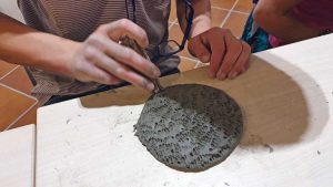 Viterbo - Il laboratorio di ceramica per persone down